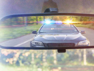 police in mirror no insurance